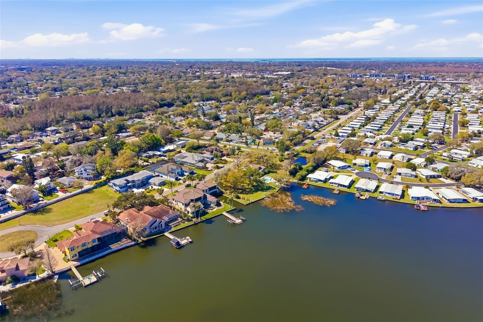 Image 59 of 63 For 186 Sunward Avenue