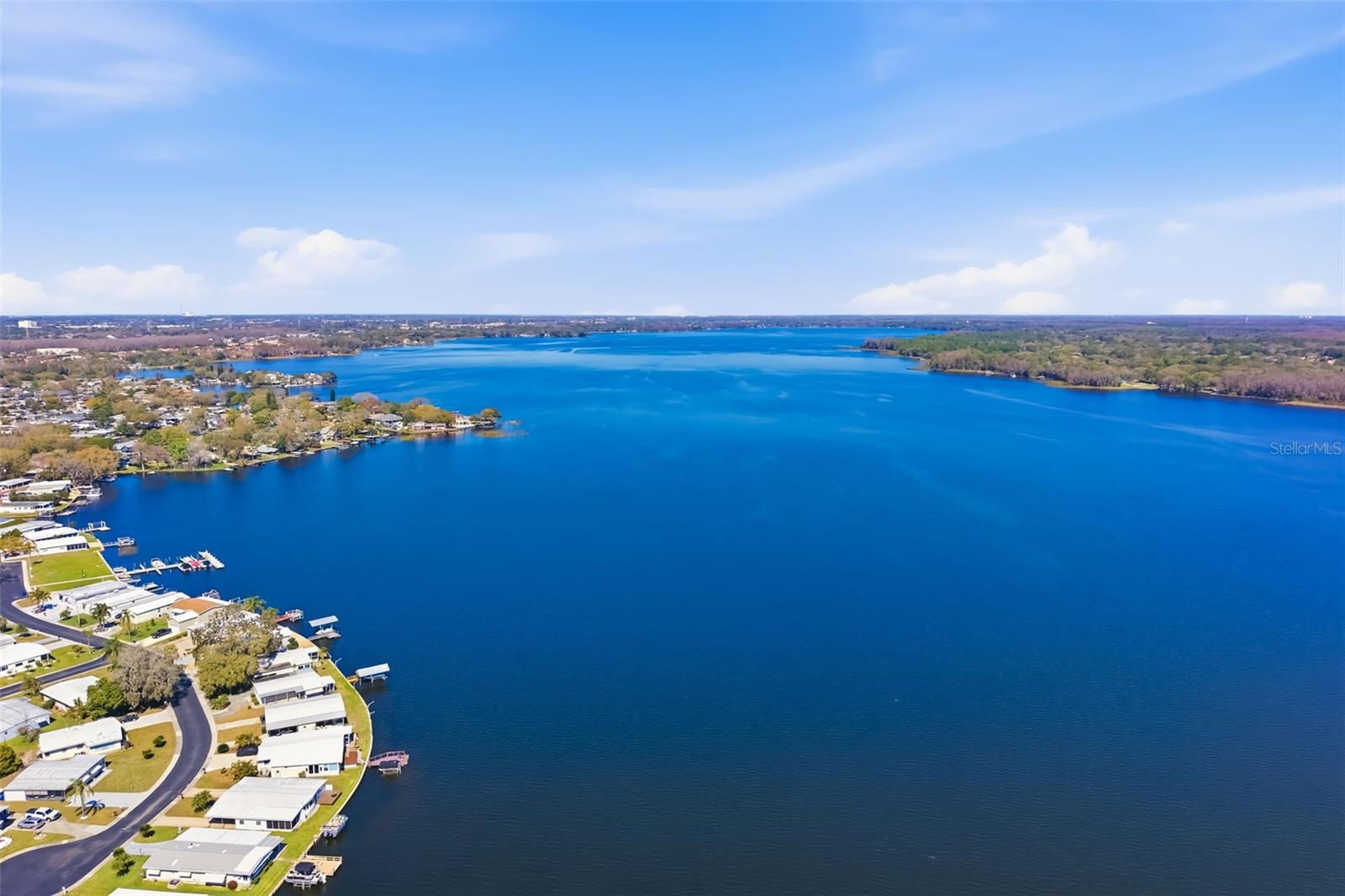 Image 60 of 63 For 186 Sunward Avenue