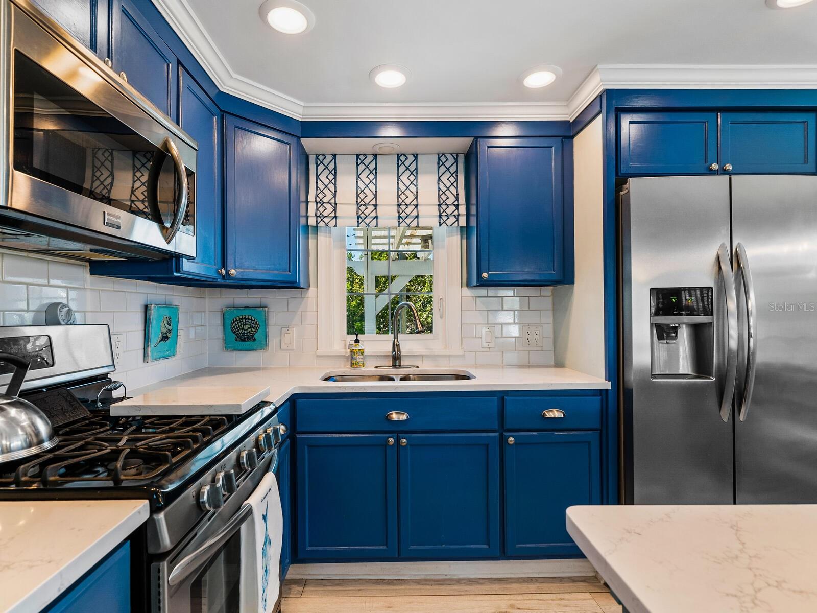 Image 28 of 68 For 305 57th Street A