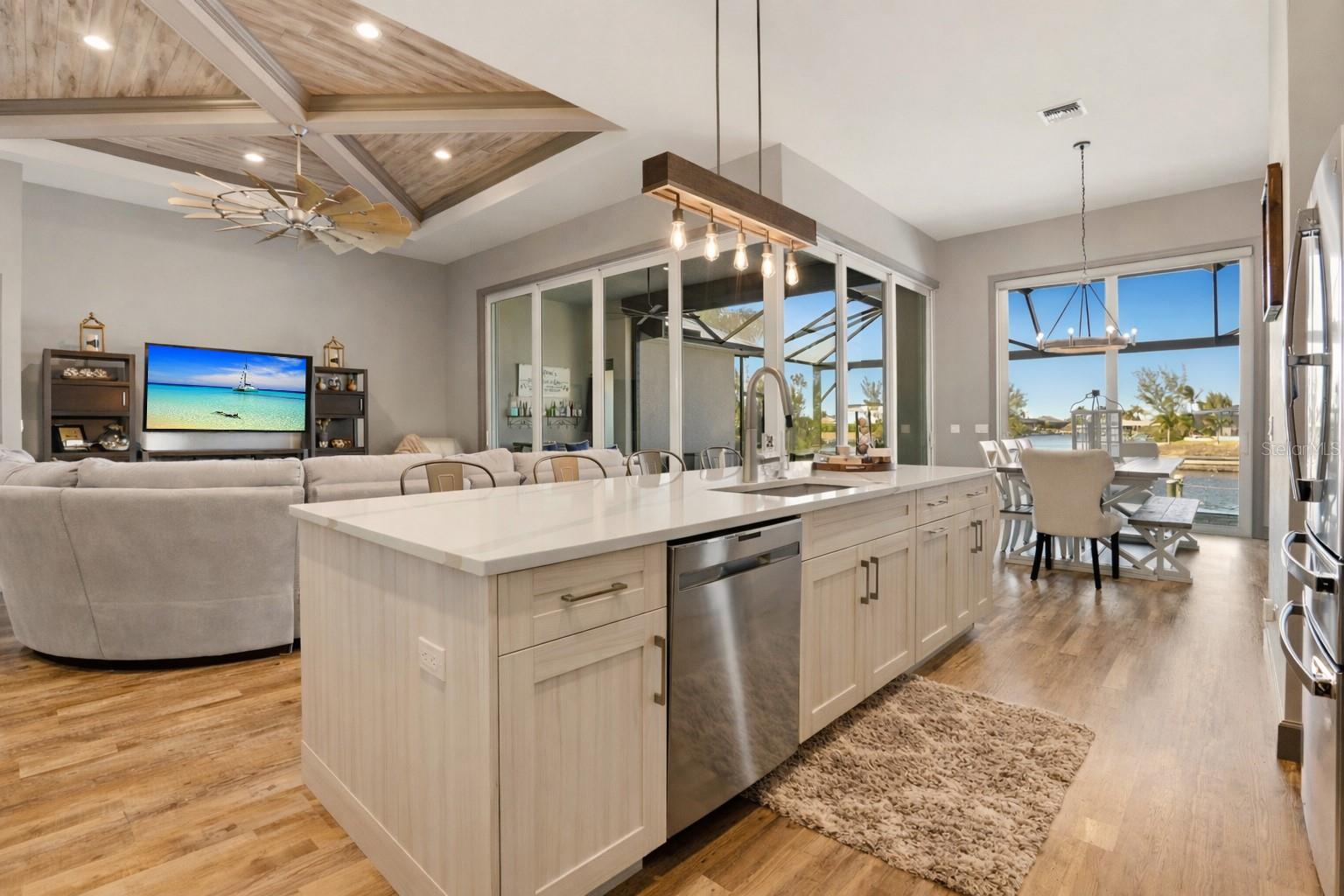 Image 12 of 76 For 1616 Old Burnt Store Road N