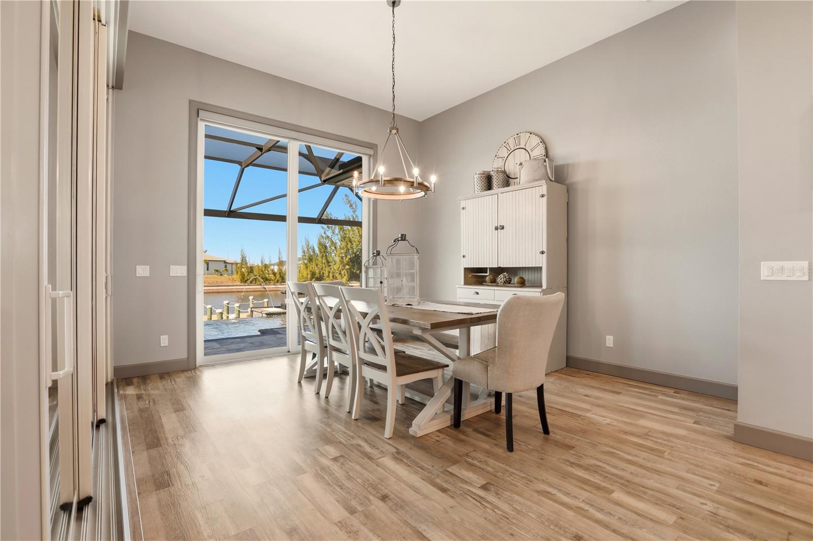 Image 15 of 76 For 1616 Old Burnt Store Road N