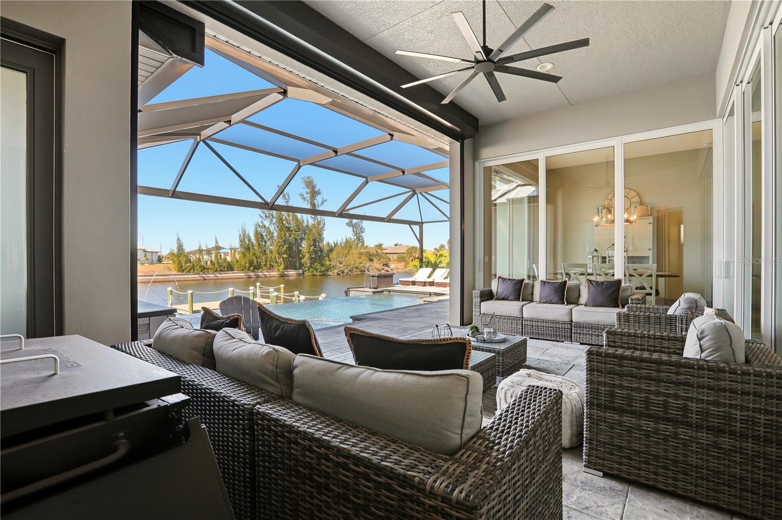 Image 18 of 76 For 1616 Old Burnt Store Road N