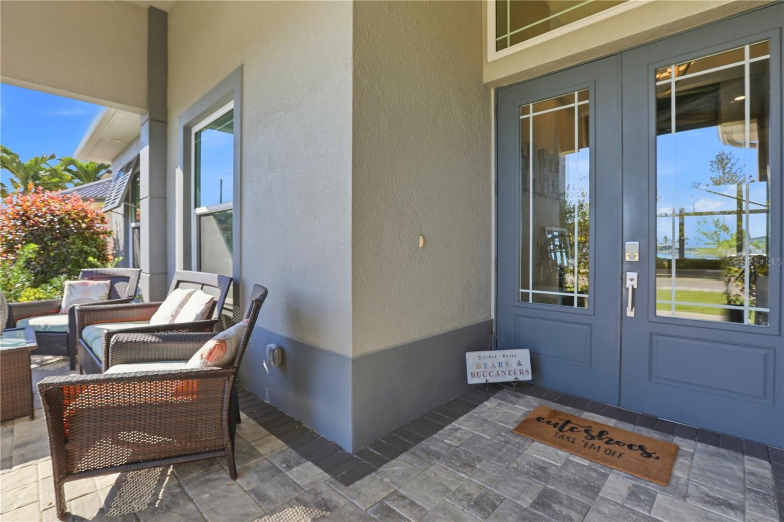 Image 7 of 76 For 1616 Old Burnt Store Road N