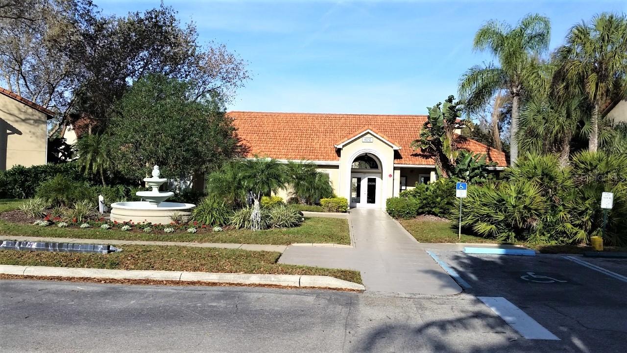 Image 17 of 33 For 4040 Crockers Lake Boulevard 1725