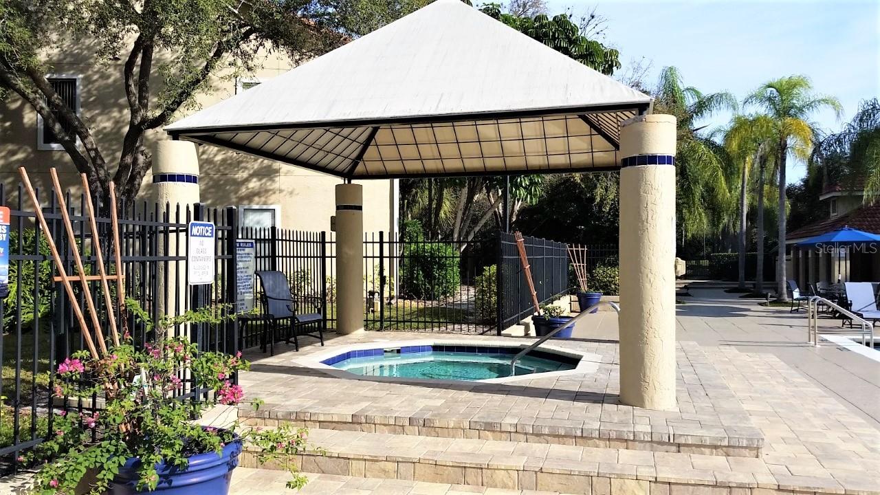 Image 21 of 33 For 4040 Crockers Lake Boulevard 1725