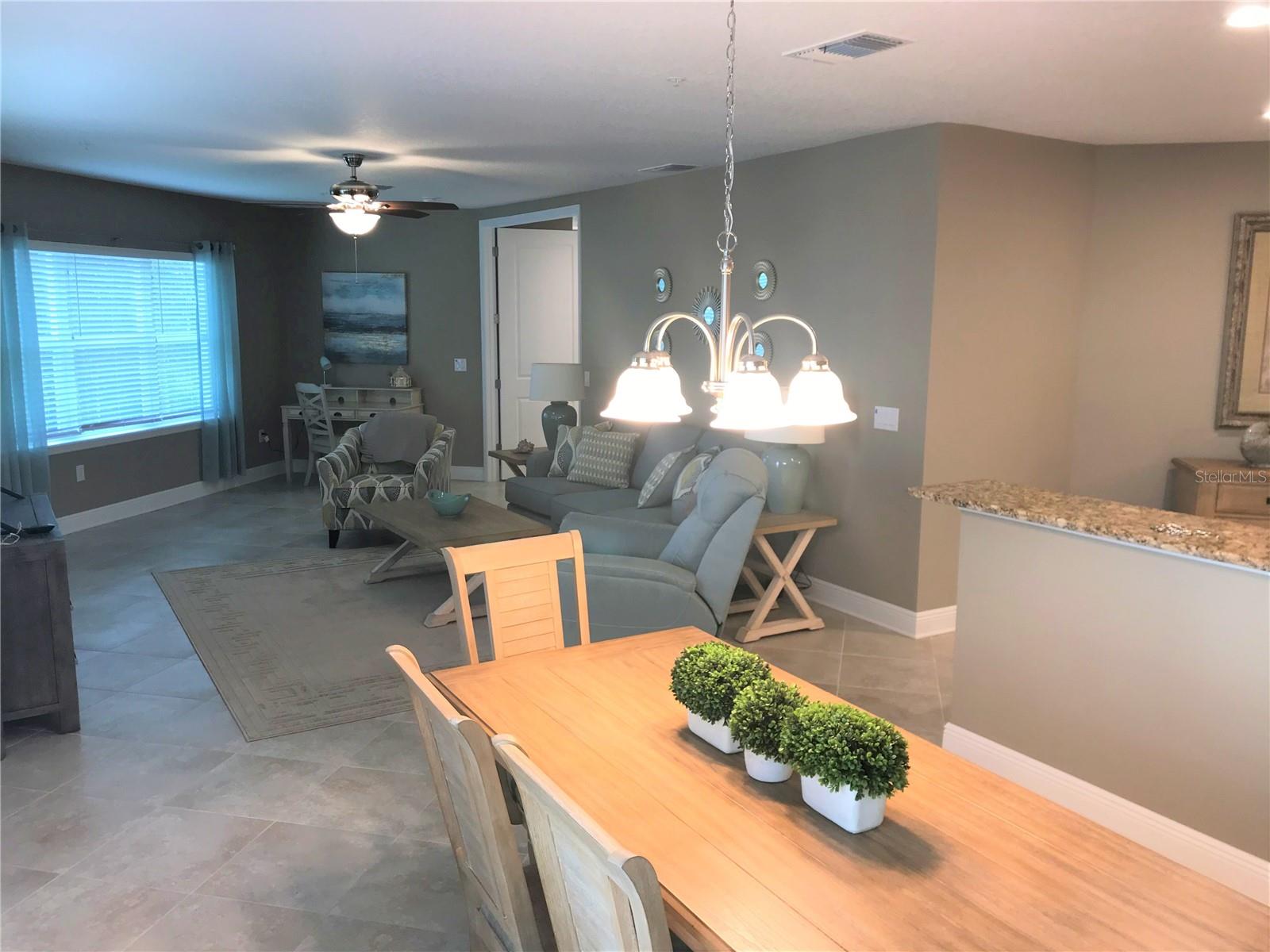 Image 4 of 30 For 7610 34th Avenue W 102