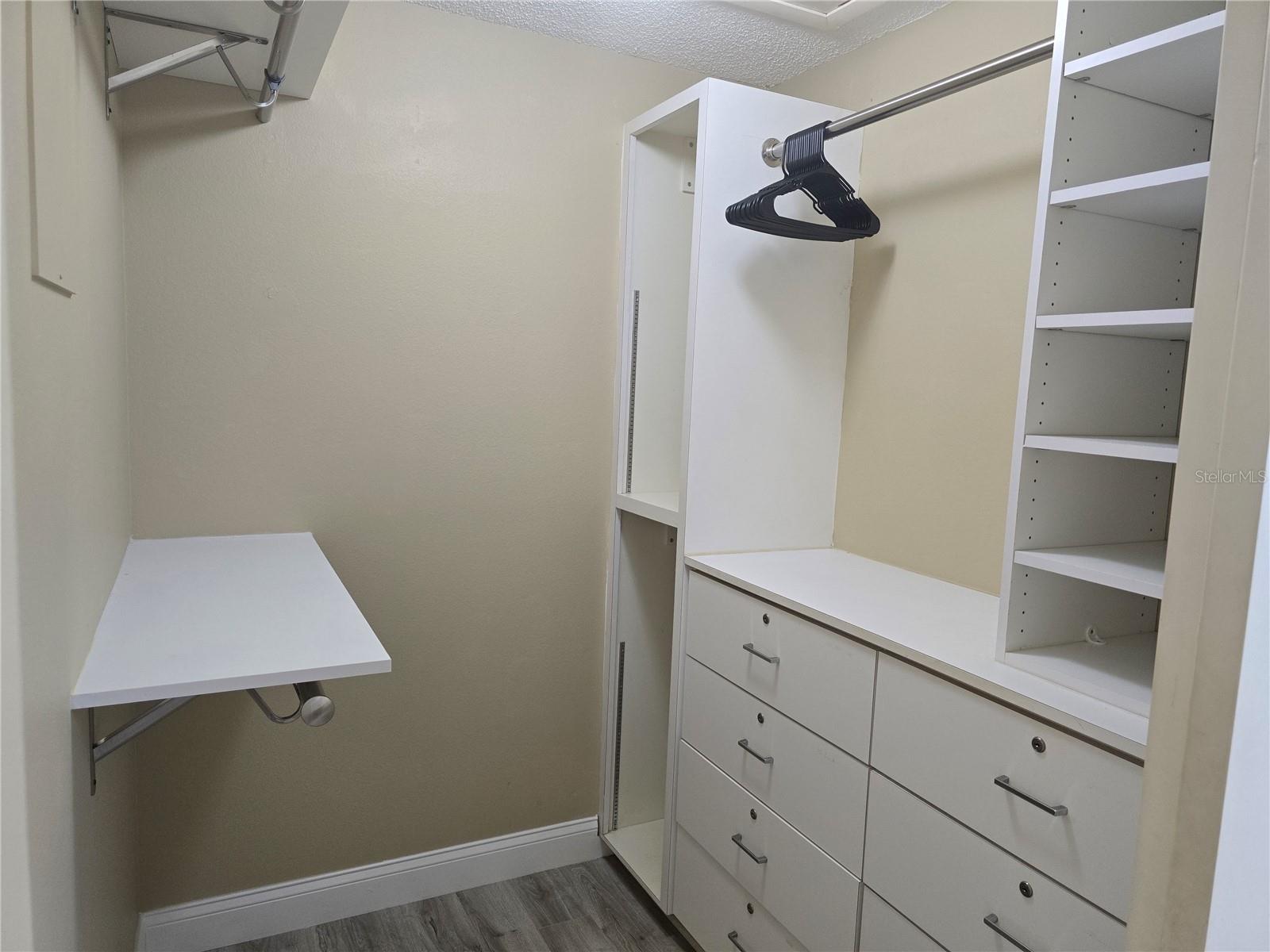 Image 25 of 36 For 4617 Forest Wood Trail 8