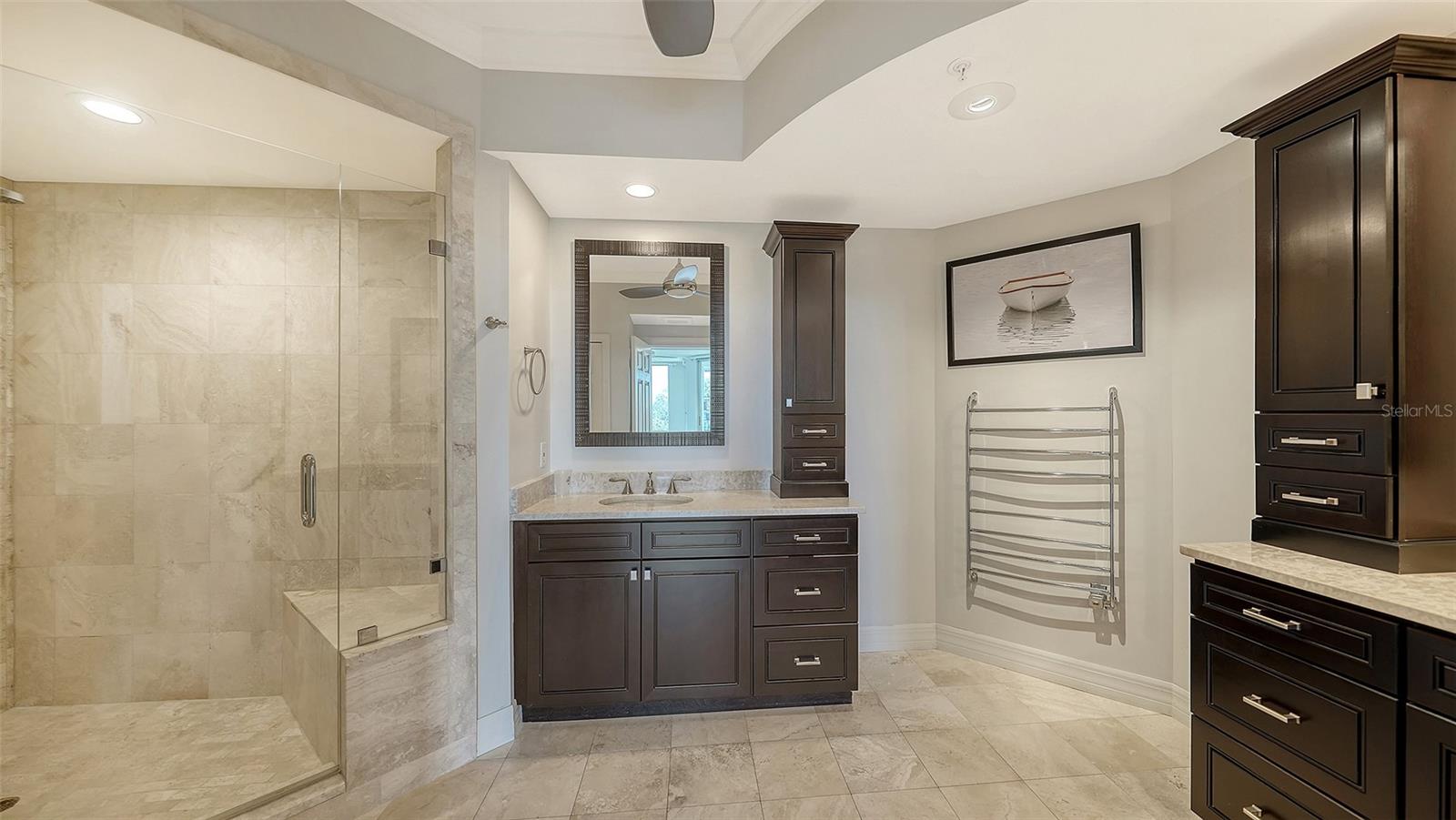 Image 18 of 78 For 393 N Point Road 301