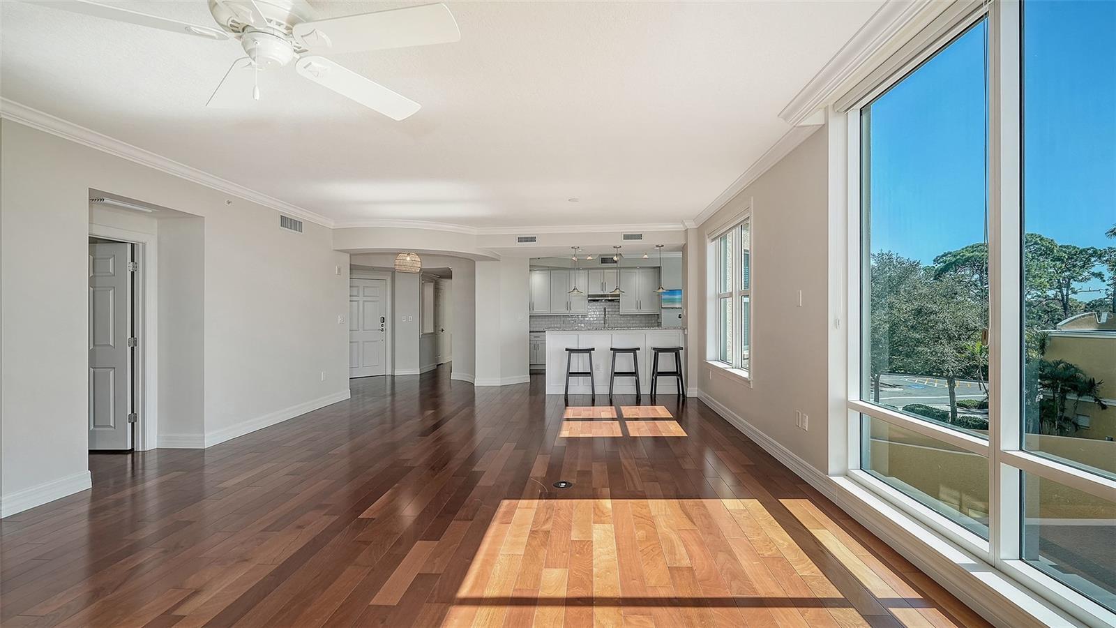 Image 9 of 78 For 393 N Point Road 301