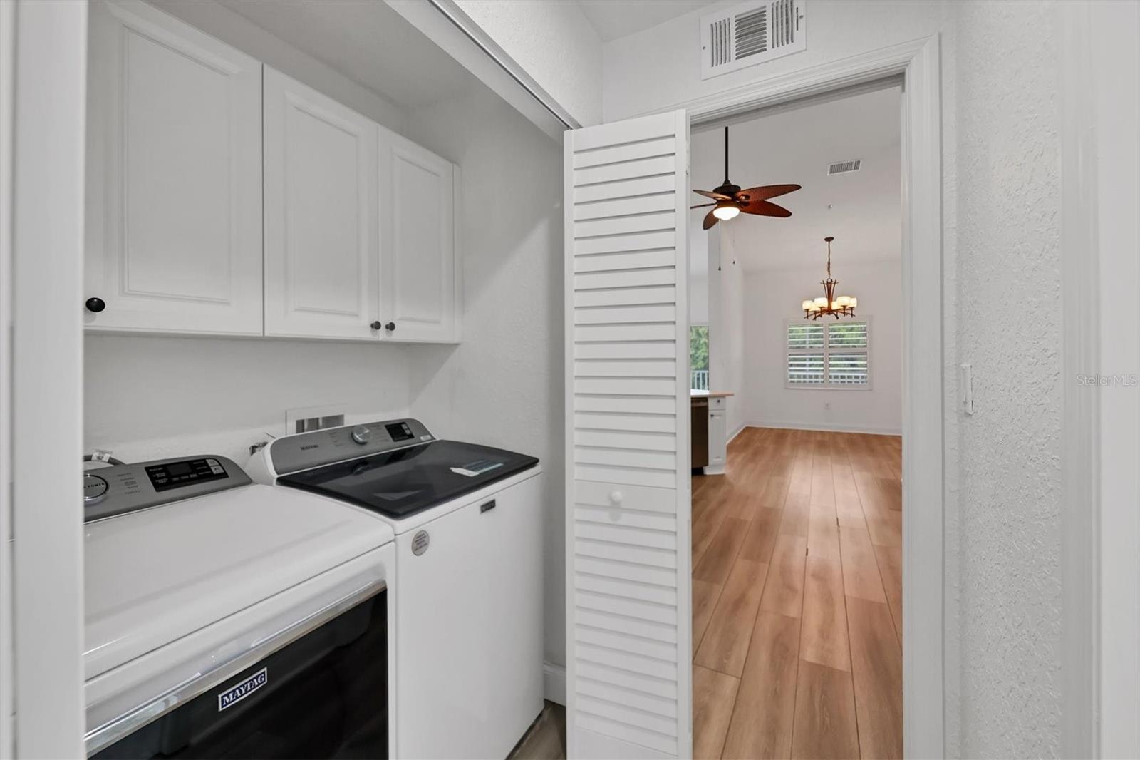 Image 21 of 29 For 7269 Fountain Palm Circle