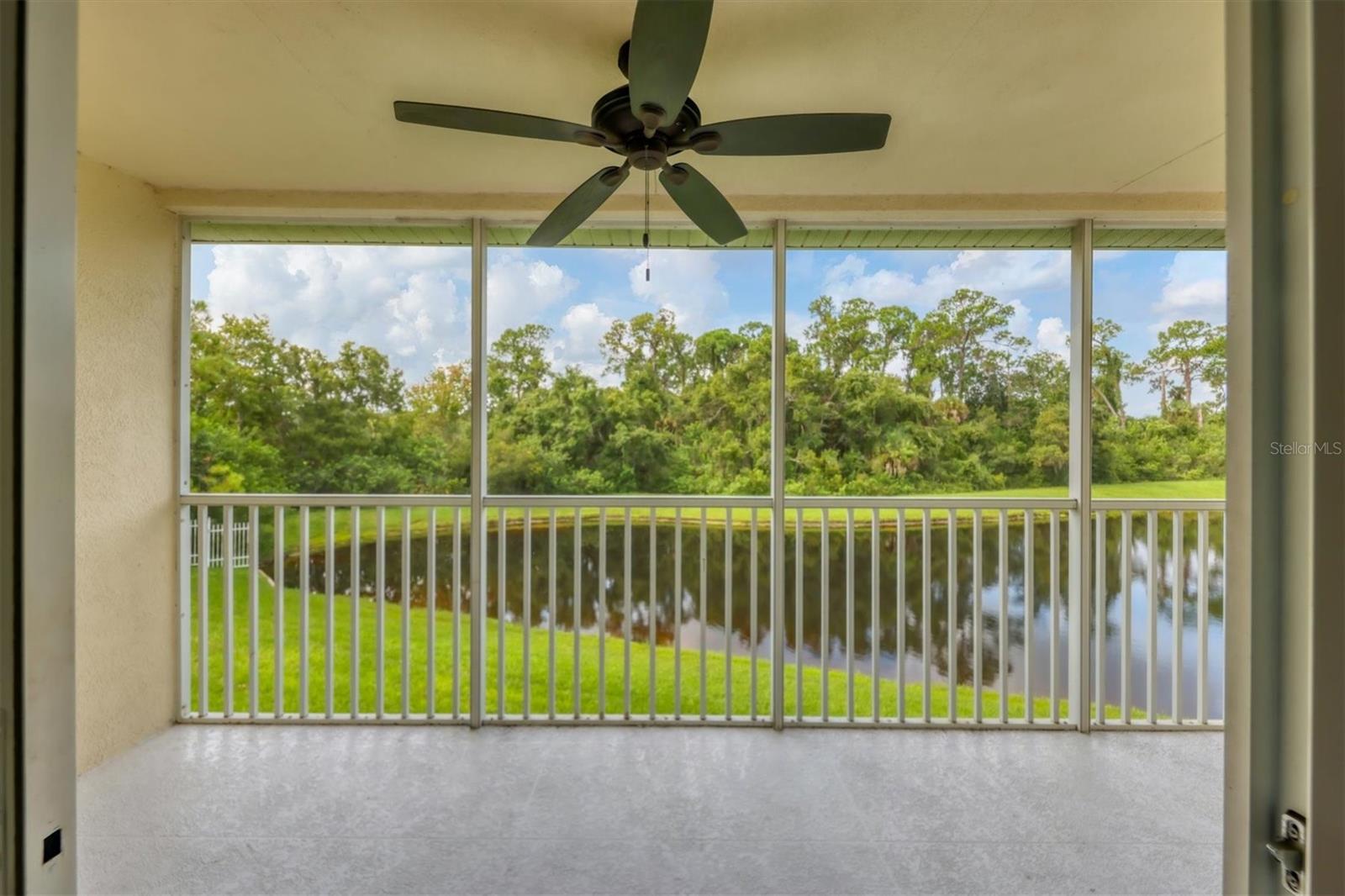 Image 24 of 29 For 7269 Fountain Palm Circle