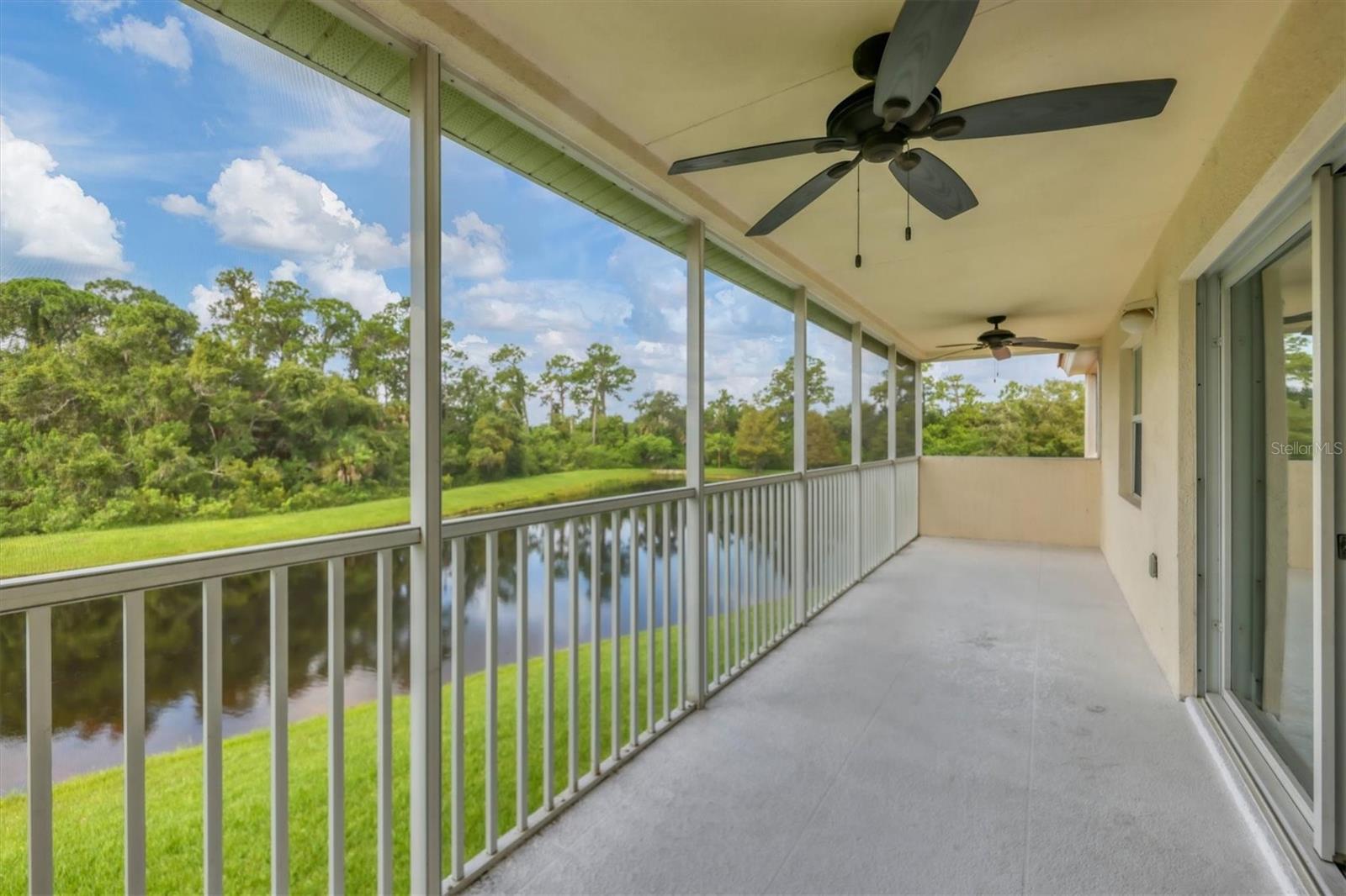 Image 25 of 29 For 7269 Fountain Palm Circle