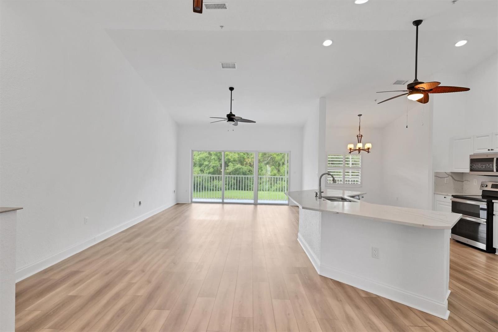 Image 5 of 29 For 7269 Fountain Palm Circle