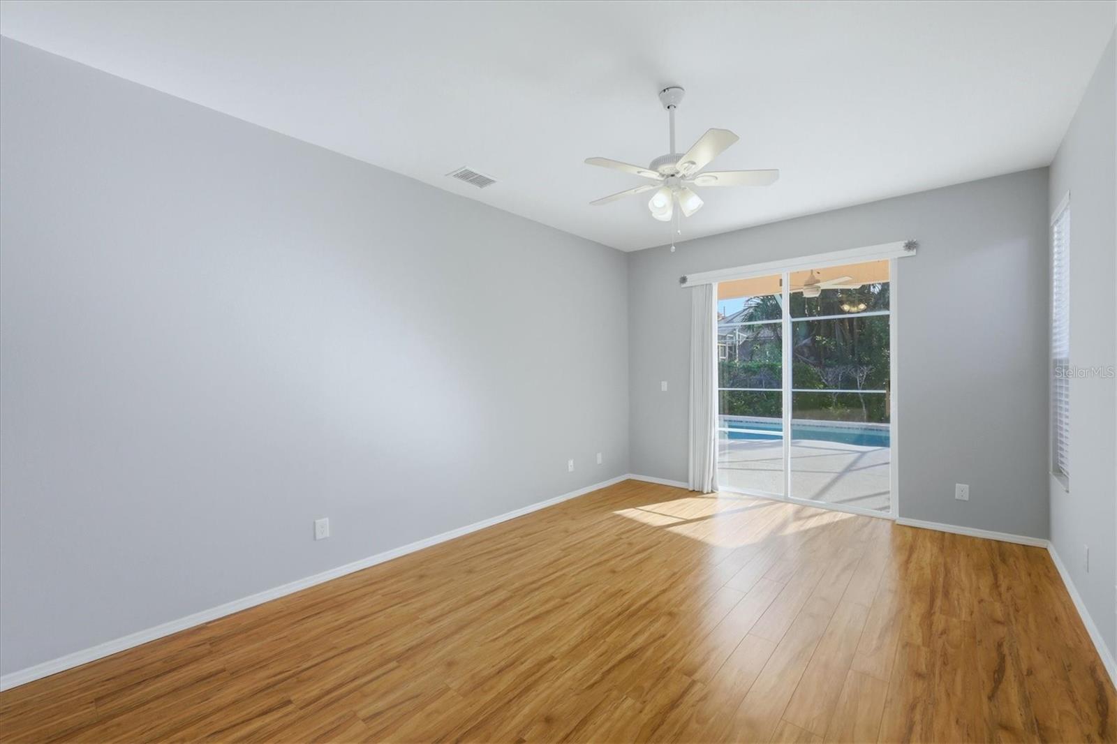 Image 11 of 32 For 5009 46th Street W