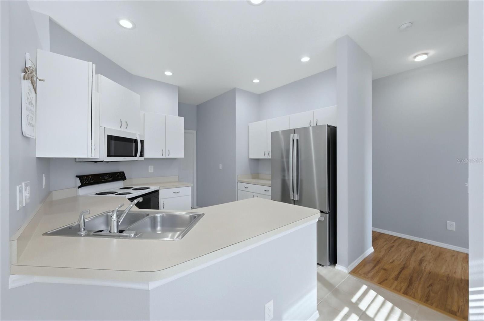 Image 7 of 32 For 5009 46th Street W