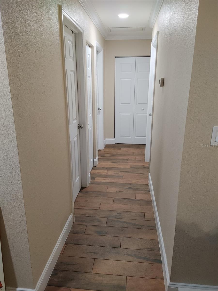 Image 10 of 13 For 701 Lockwood Ridge Road