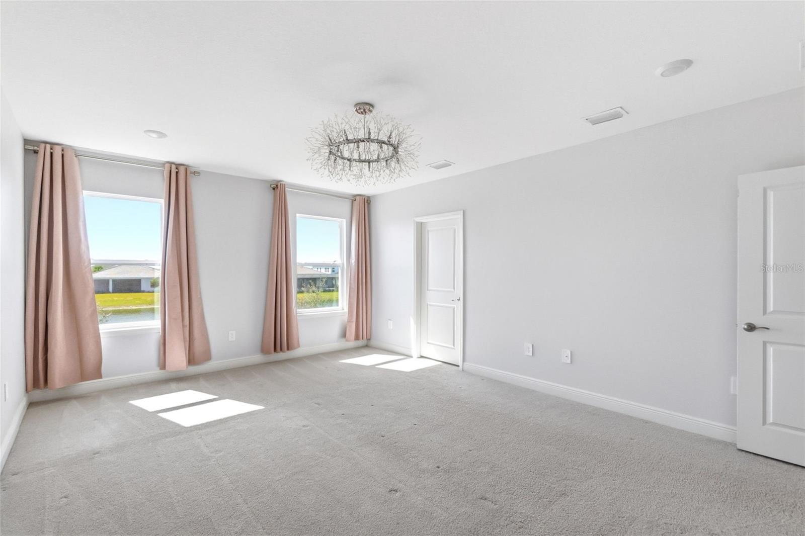 Image 19 of 46 For 17828 Gulf Ranch Place