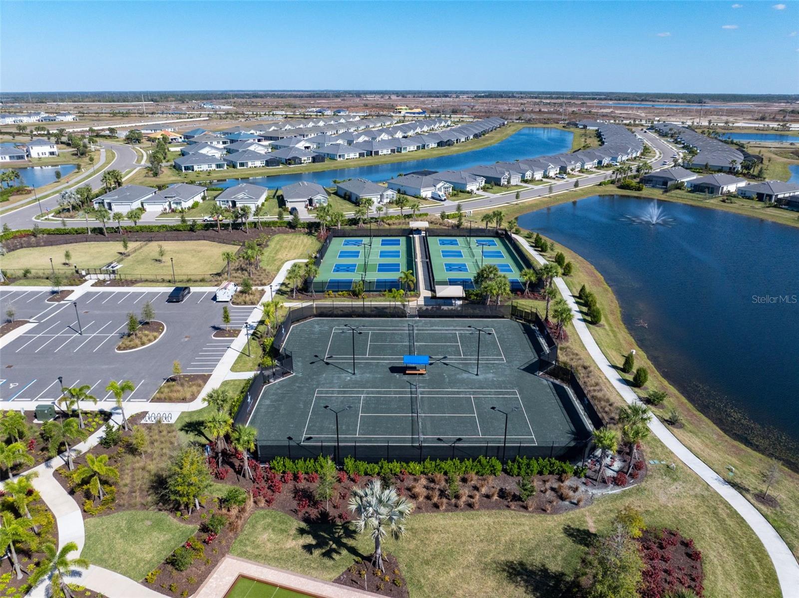 Image 38 of 46 For 17828 Gulf Ranch Place