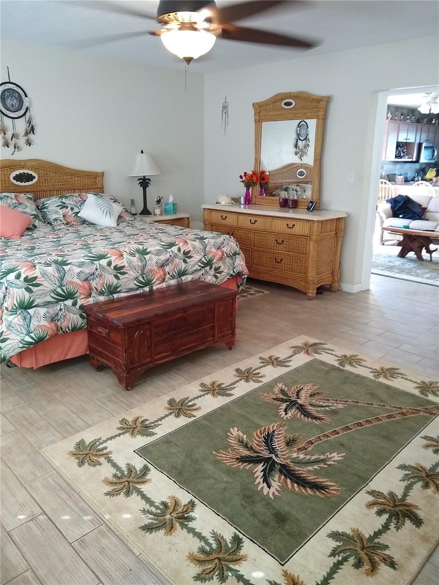 Image 14 of 25 For 1416 Southard Avenue