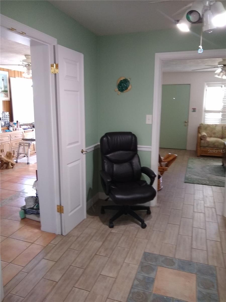 Image 8 of 25 For 1416 Southard Avenue