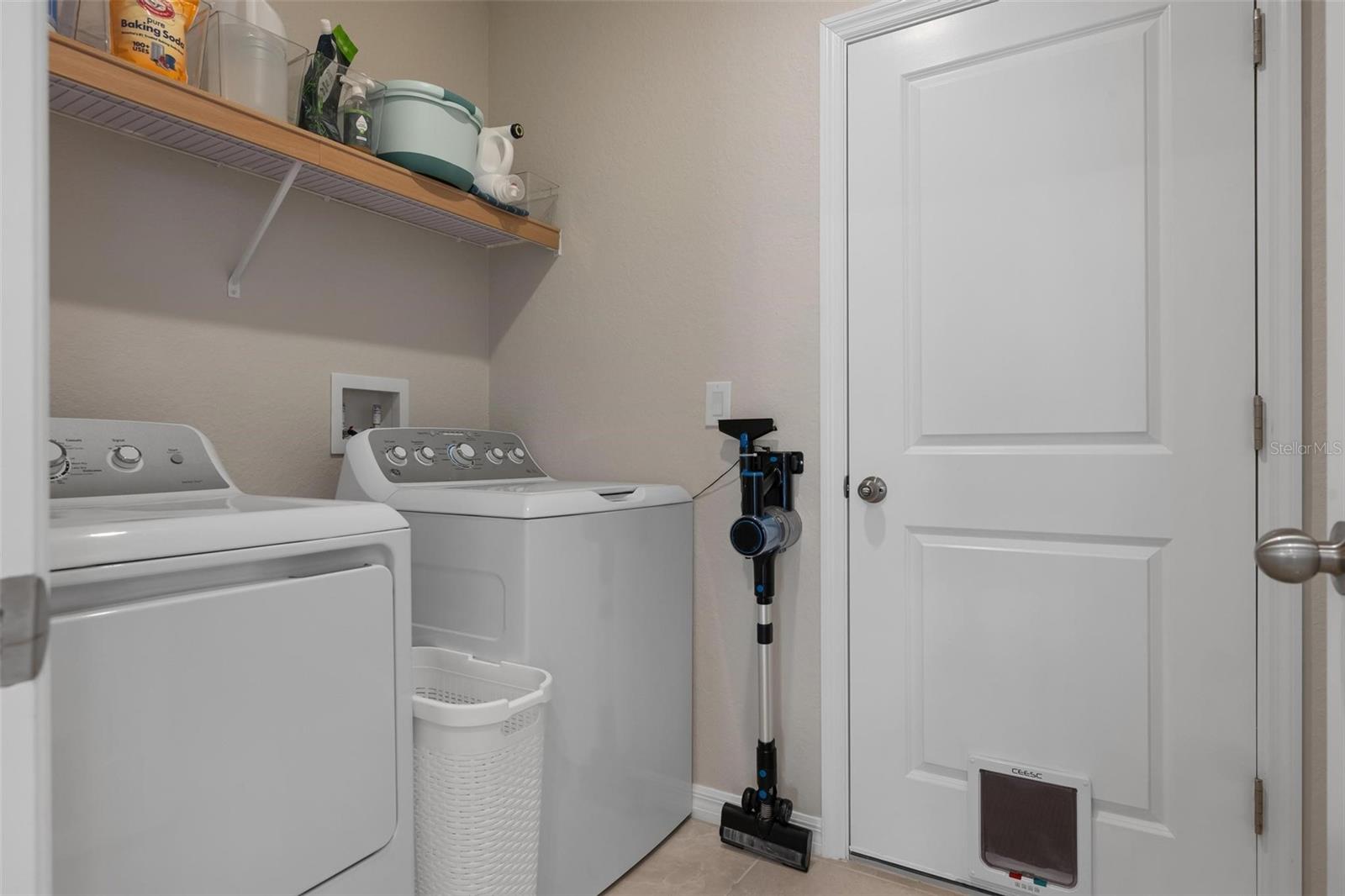 Image 15 of 17 For 9108 Tequila Sunrise Drive