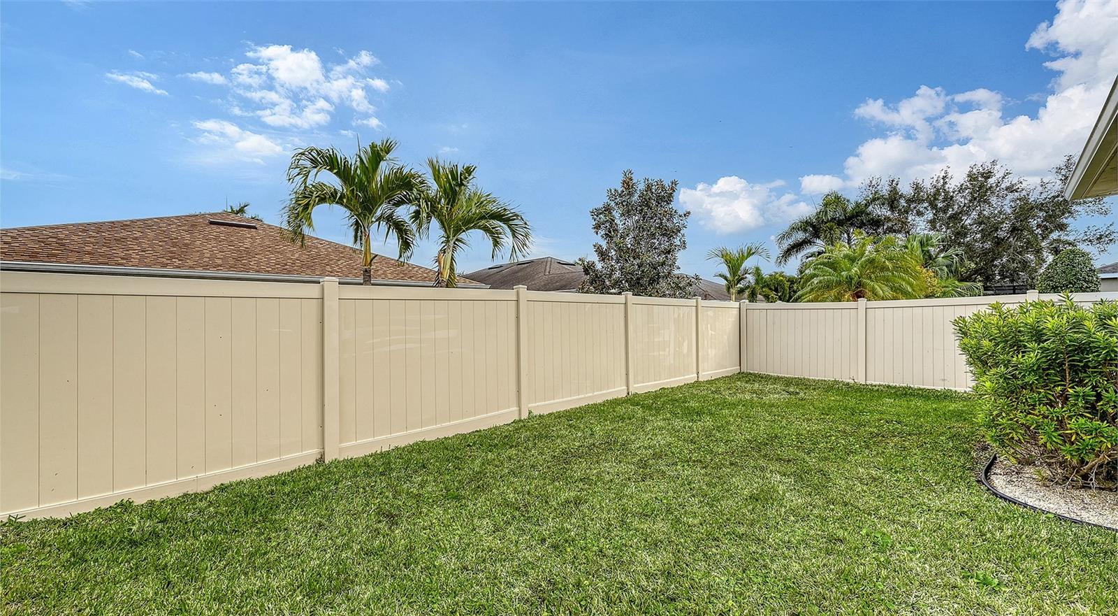 Image 28 of 34 For 8320 Karpeal Drive