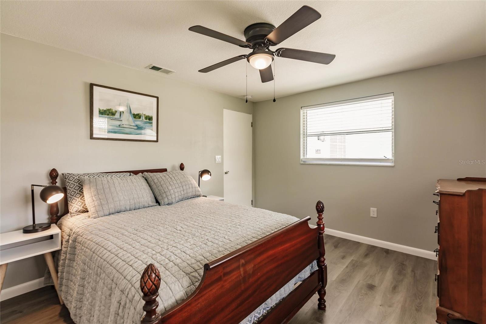 Image 2 of 10 For 129 Northshore Terrace