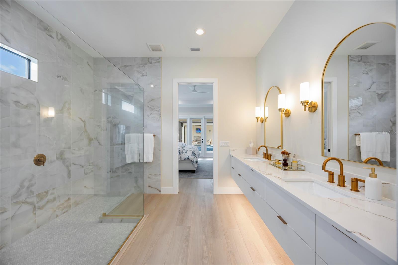 Image 23 of 41 For 18078 Home Run Drive