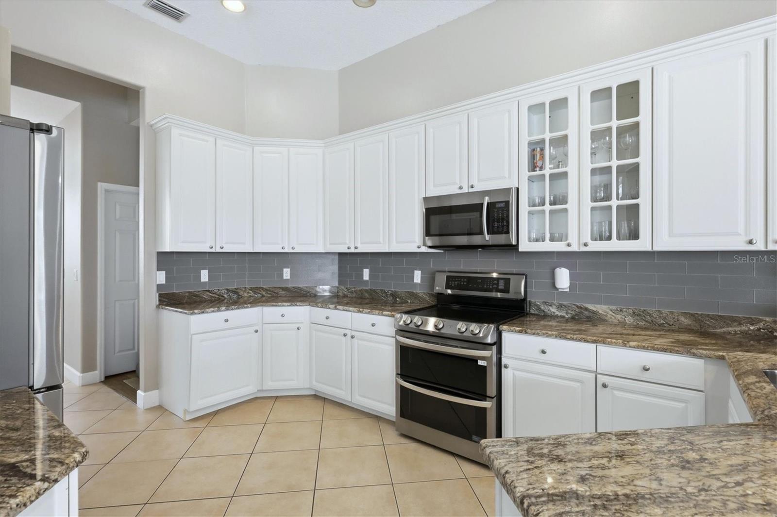 Image 13 of 52 For 5167 55th Street Circle W