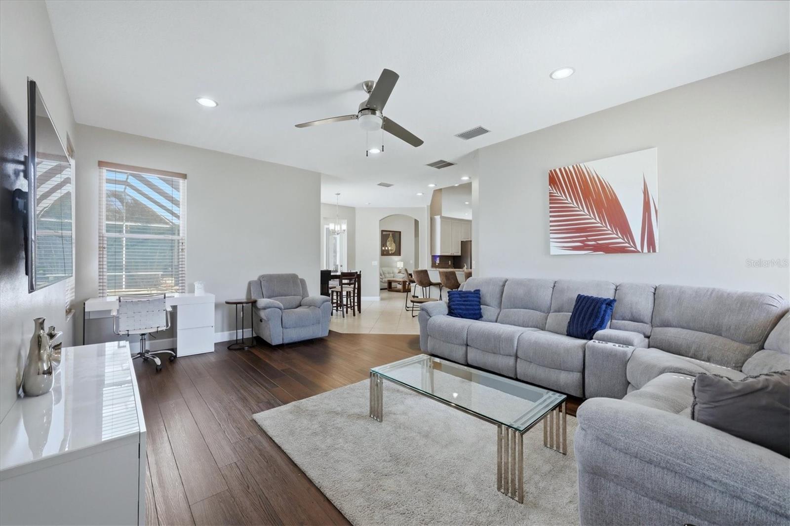 Image 18 of 52 For 5167 55th Street Circle W