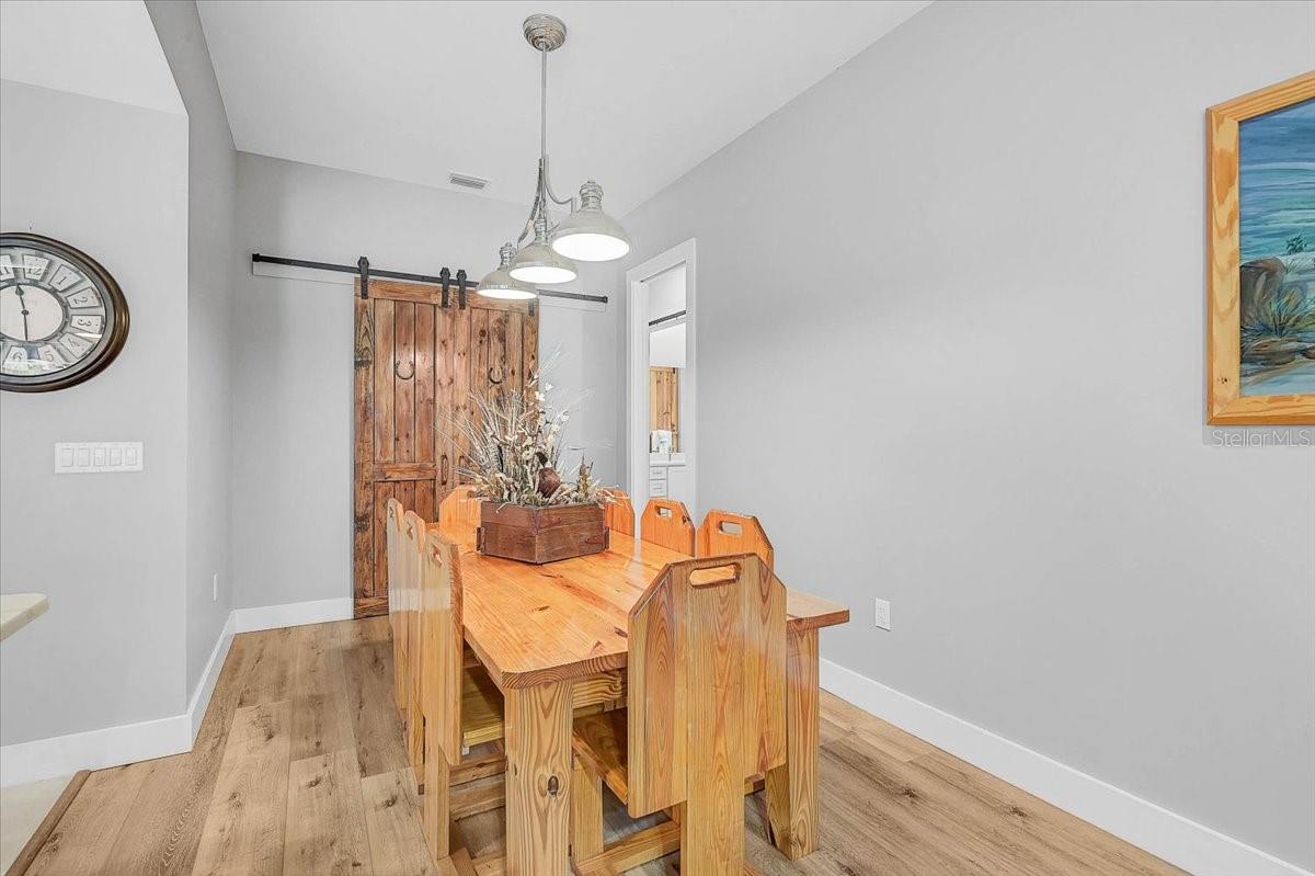 Image 13 of 57 For 4712 34th Avenue E