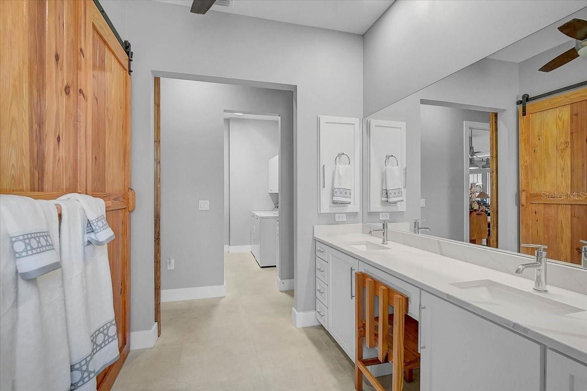 Image 28 of 57 For 4712 34th Avenue E