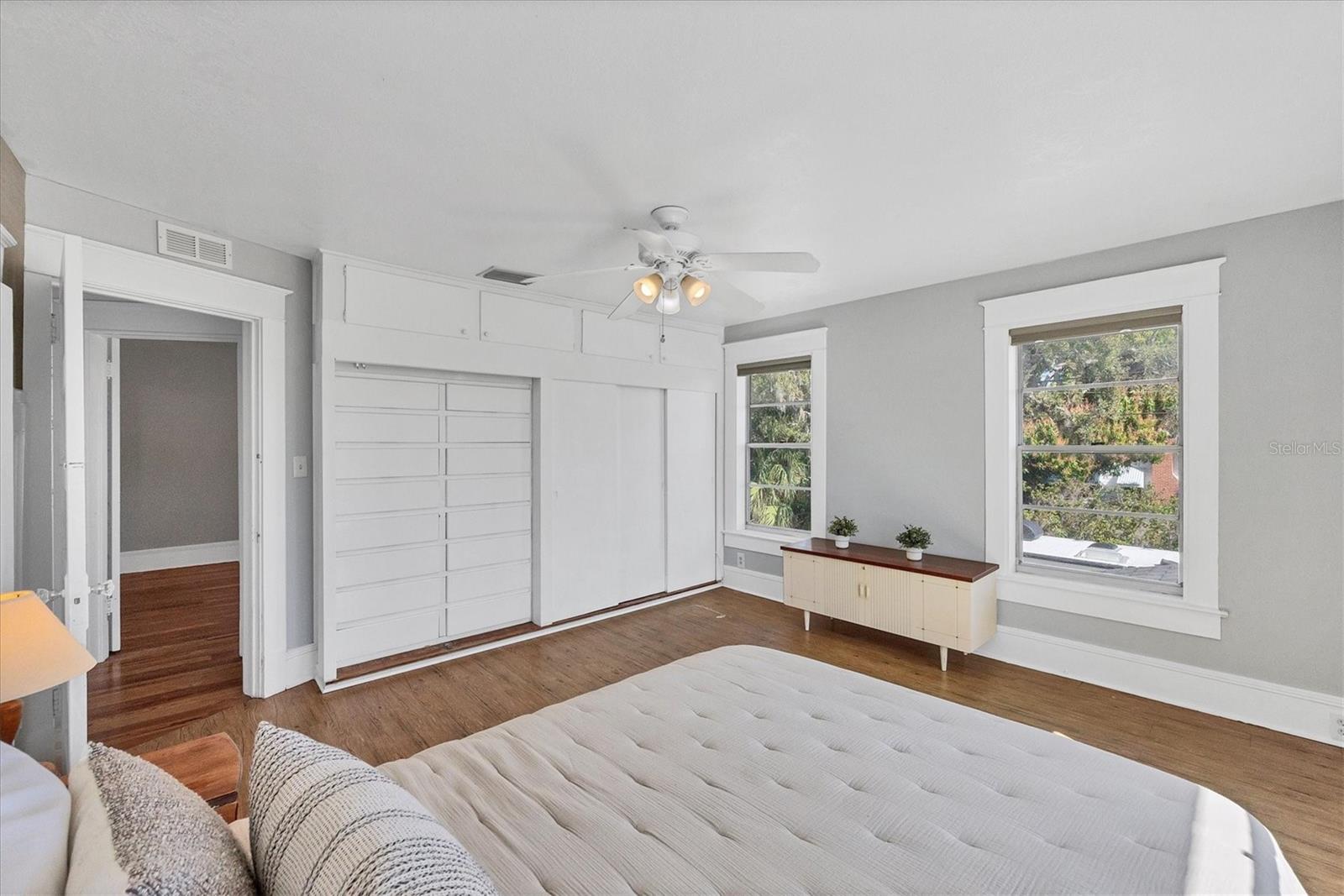 Image 24 of 49 For 1300 4th Street W