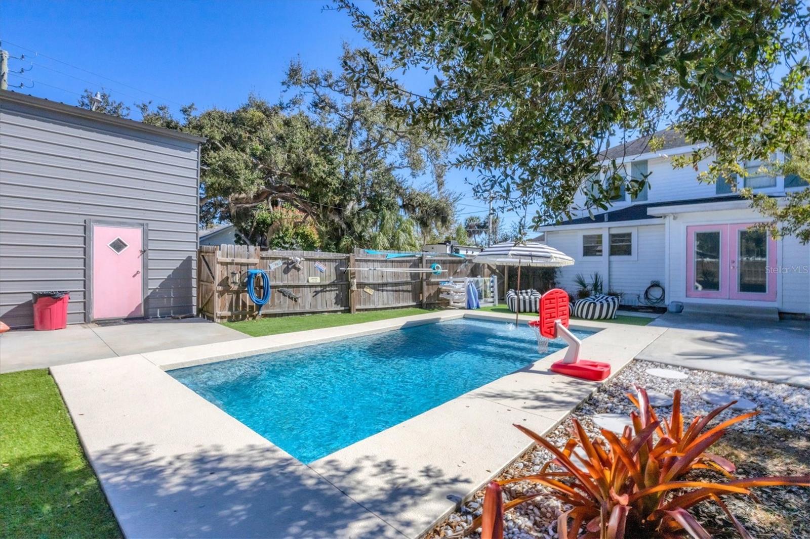 Image 28 of 49 For 1300 4th Street W