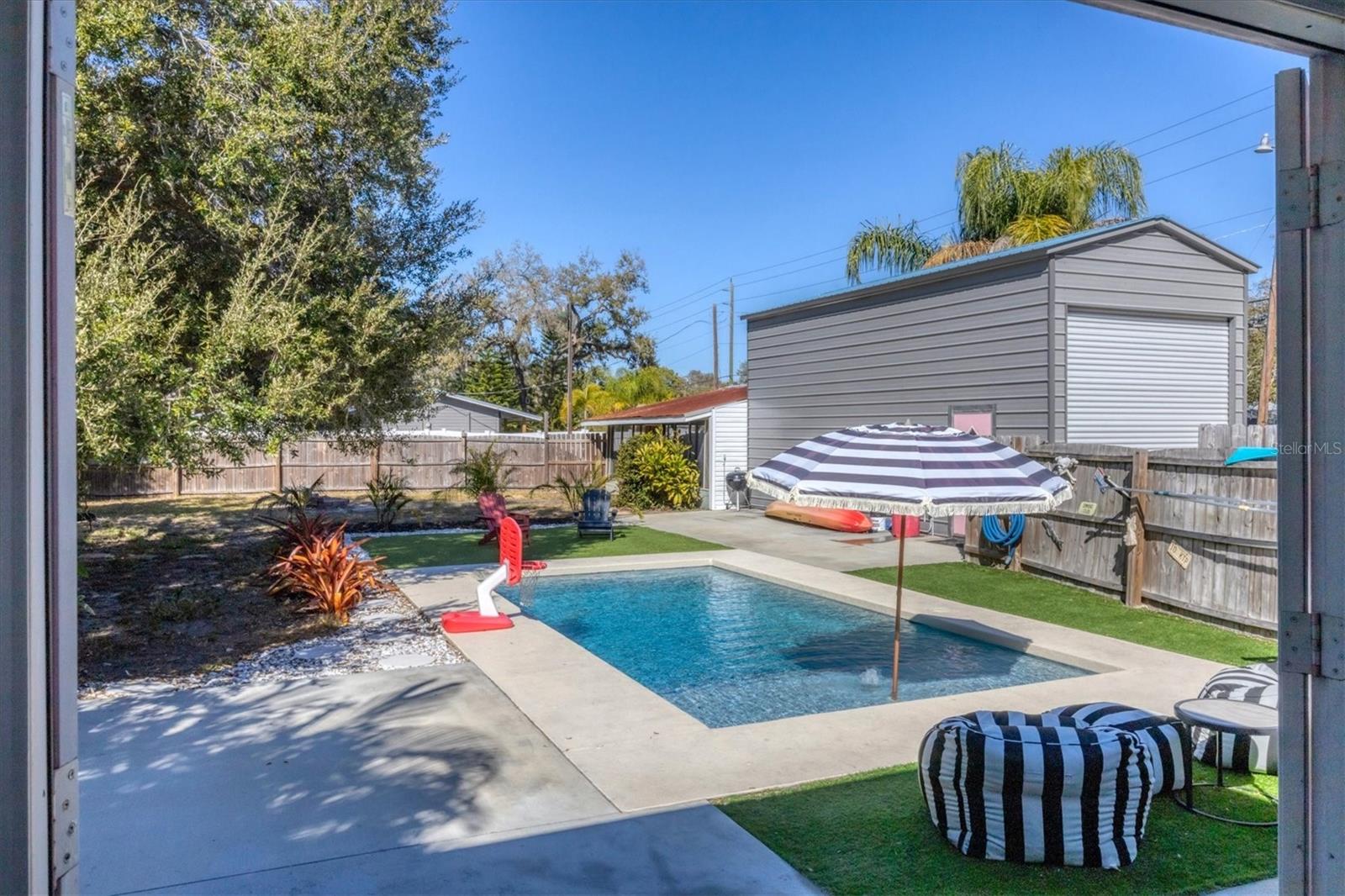 Image 29 of 49 For 1300 4th Street W