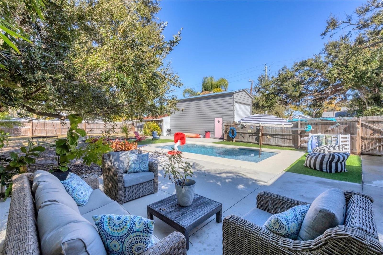 Image 32 of 49 For 1300 4th Street W