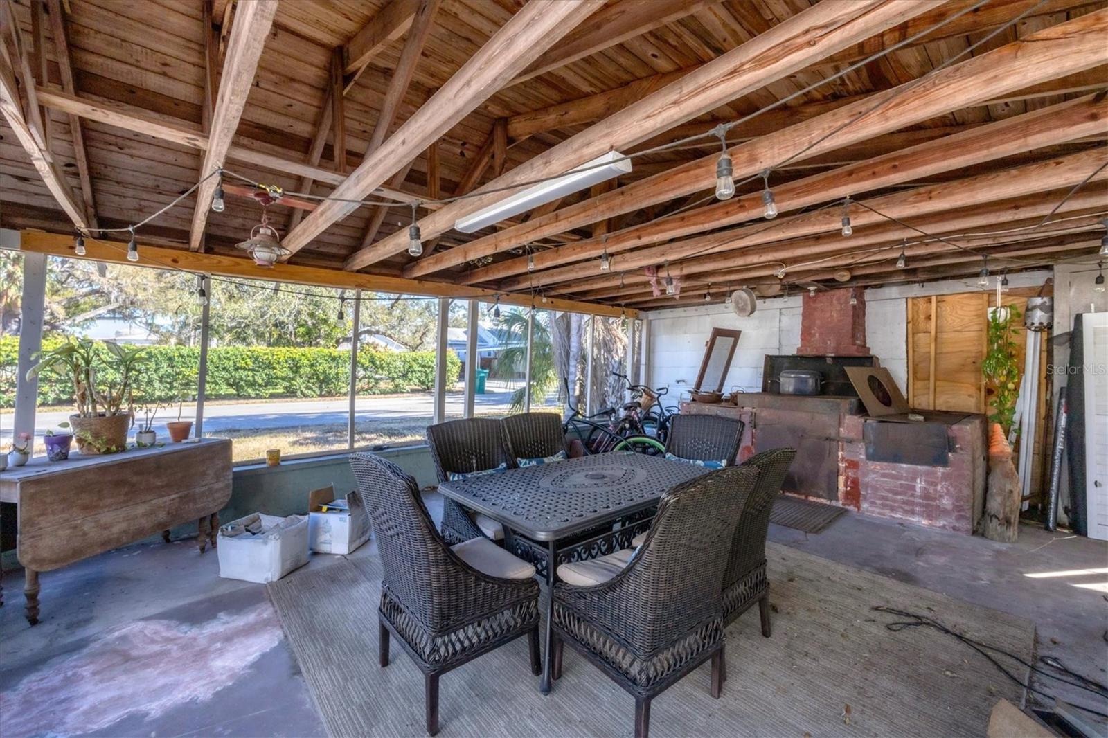 Image 33 of 49 For 1300 4th Street W