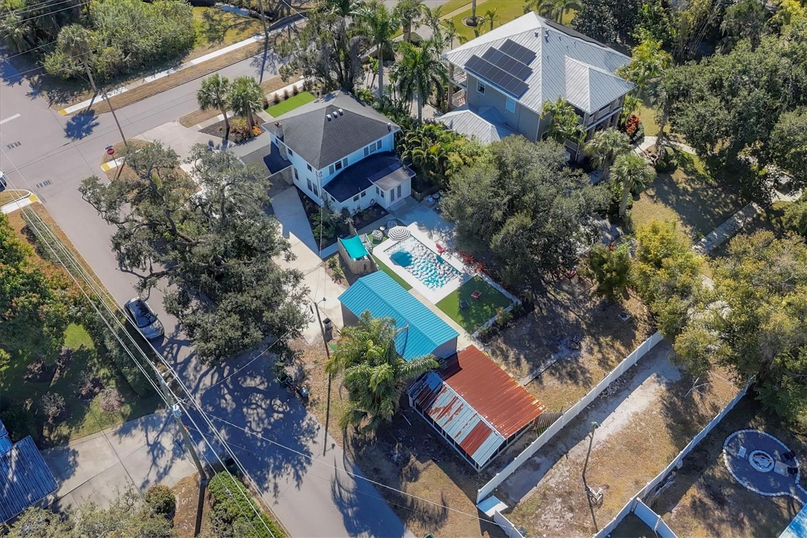 Image 37 of 49 For 1300 4th Street W