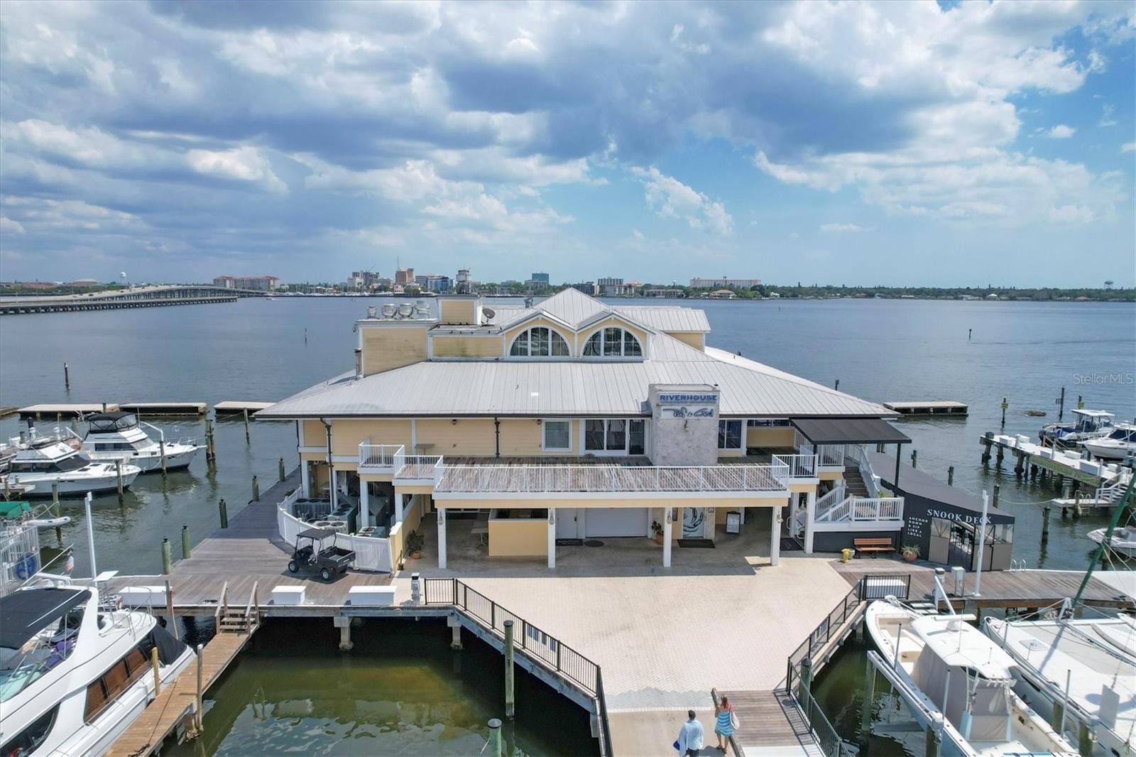 Image 41 of 49 For 1300 4th Street W