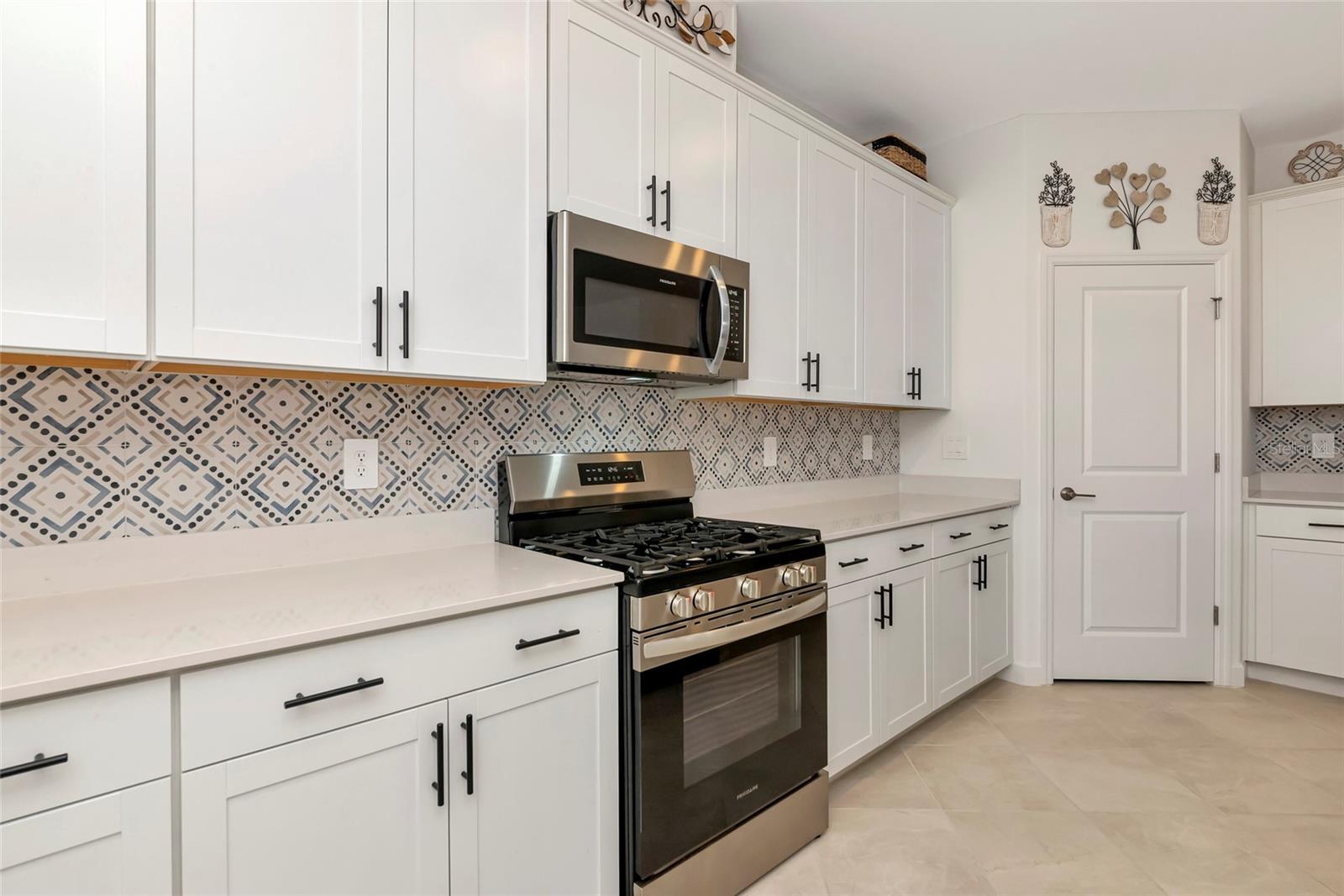 Image 21 of 65 For 15135 Oxford Grey Drive