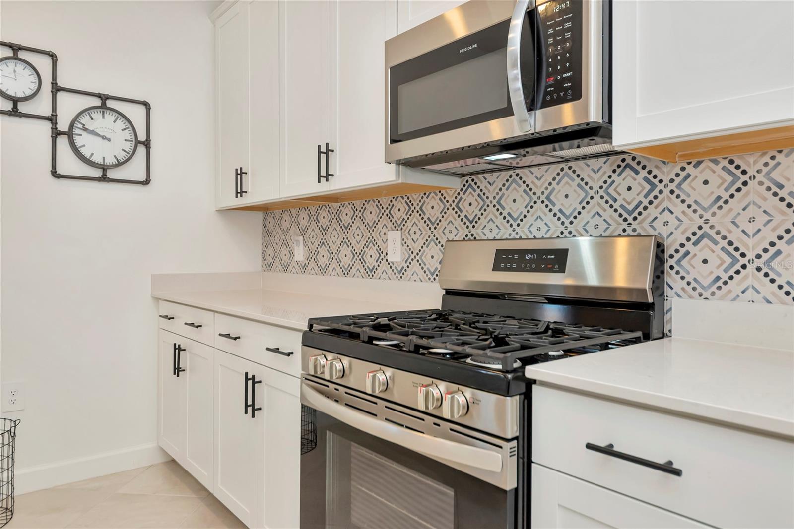 Image 24 of 65 For 15135 Oxford Grey Drive