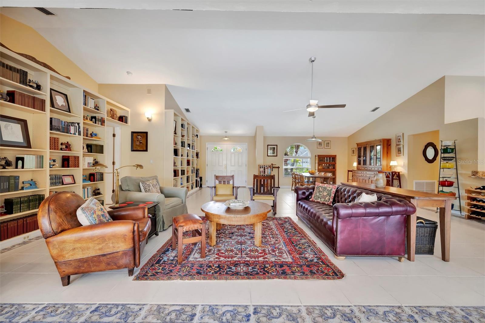 Image 15 of 53 For 6183 Misty Oaks Drive