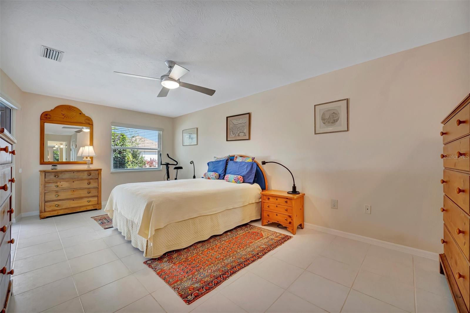 Image 29 of 53 For 6183 Misty Oaks Drive