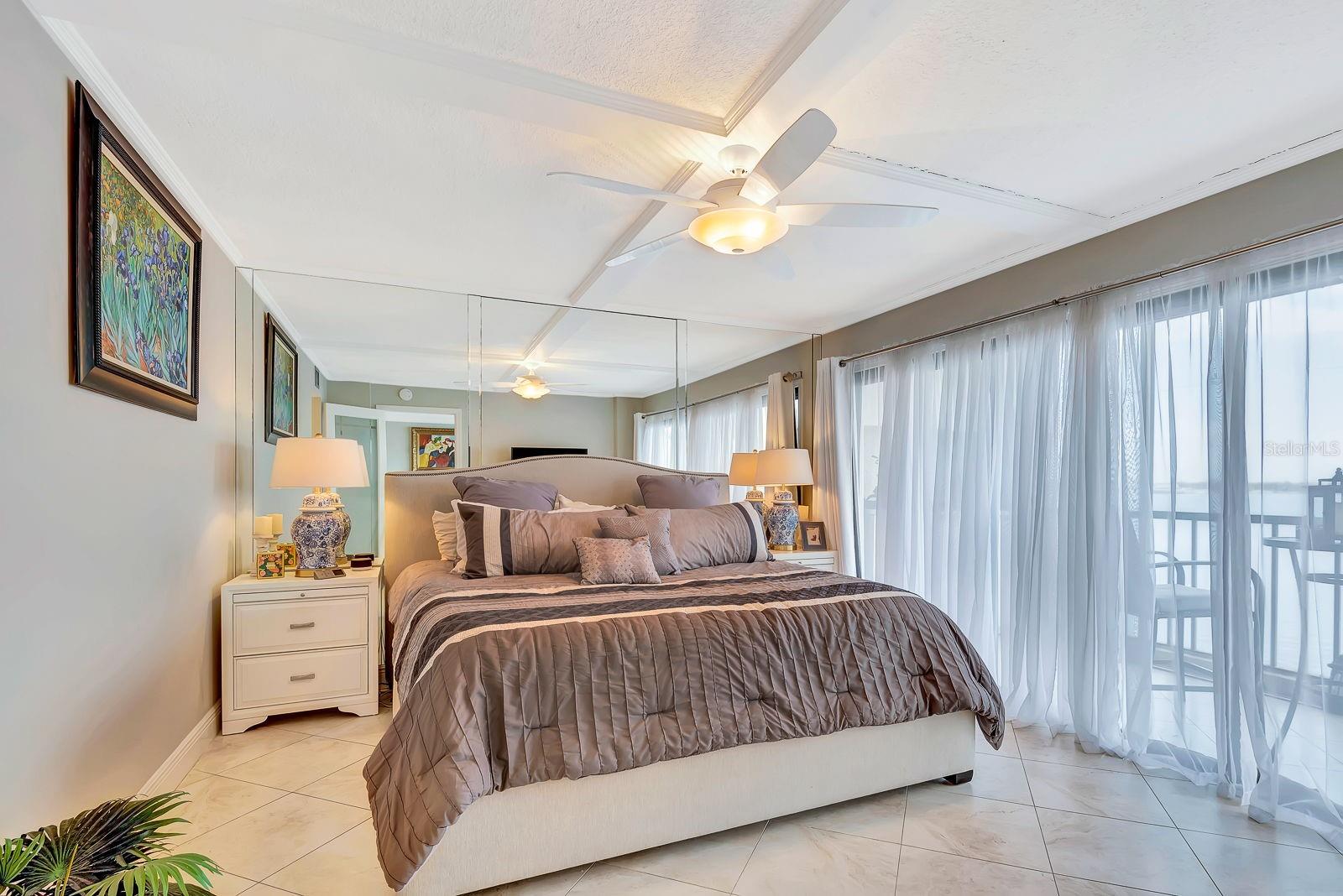 Image 18 of 55 For 1510 1st Avenue W 402