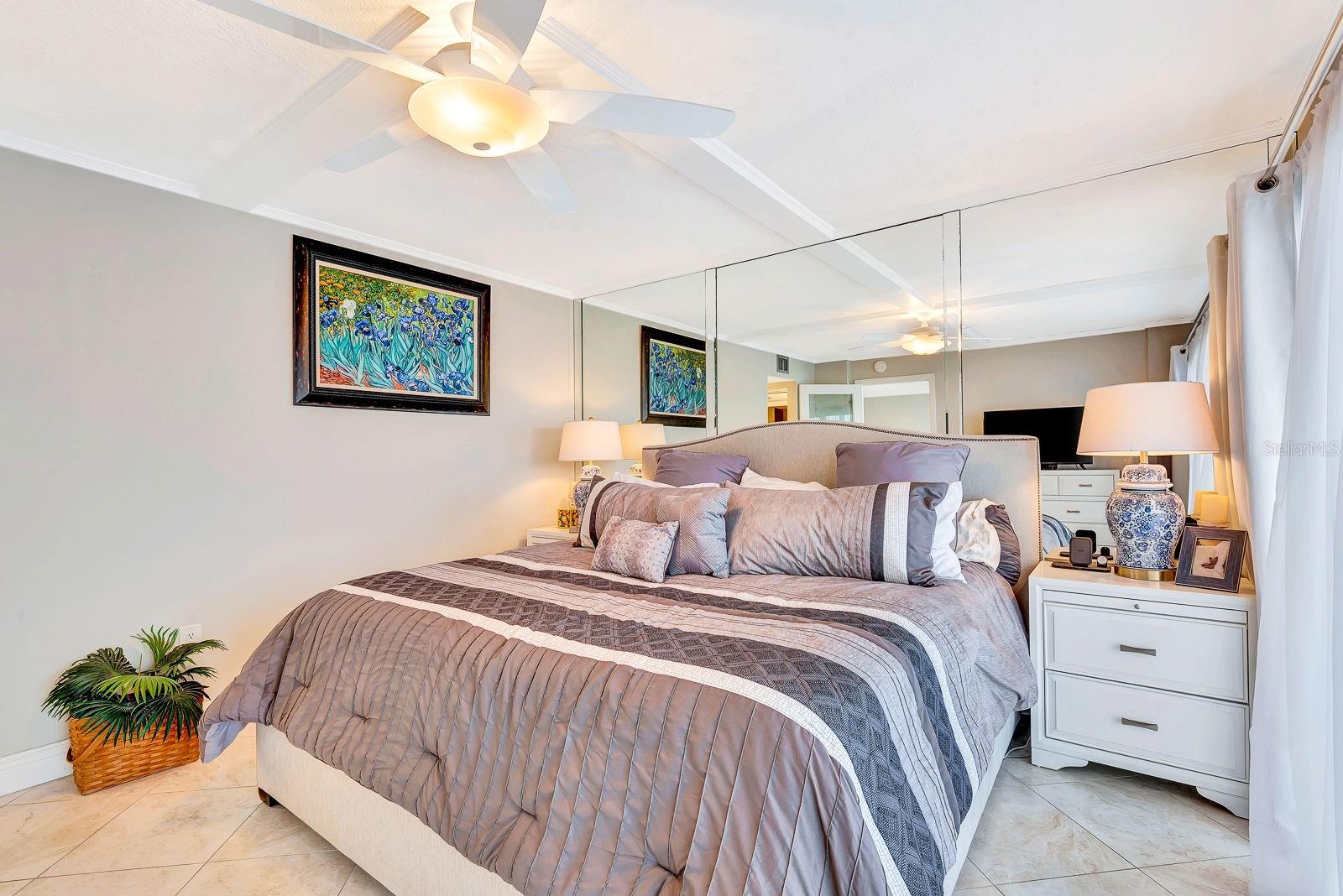 Image 19 of 55 For 1510 1st Avenue W 402