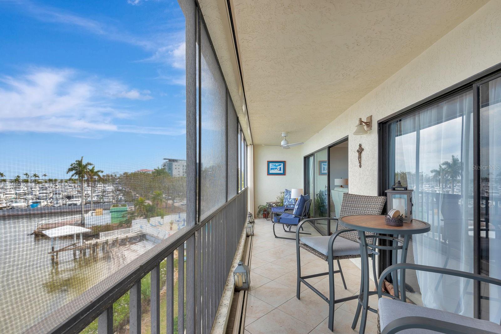 Image 37 of 55 For 1510 1st Avenue W 402