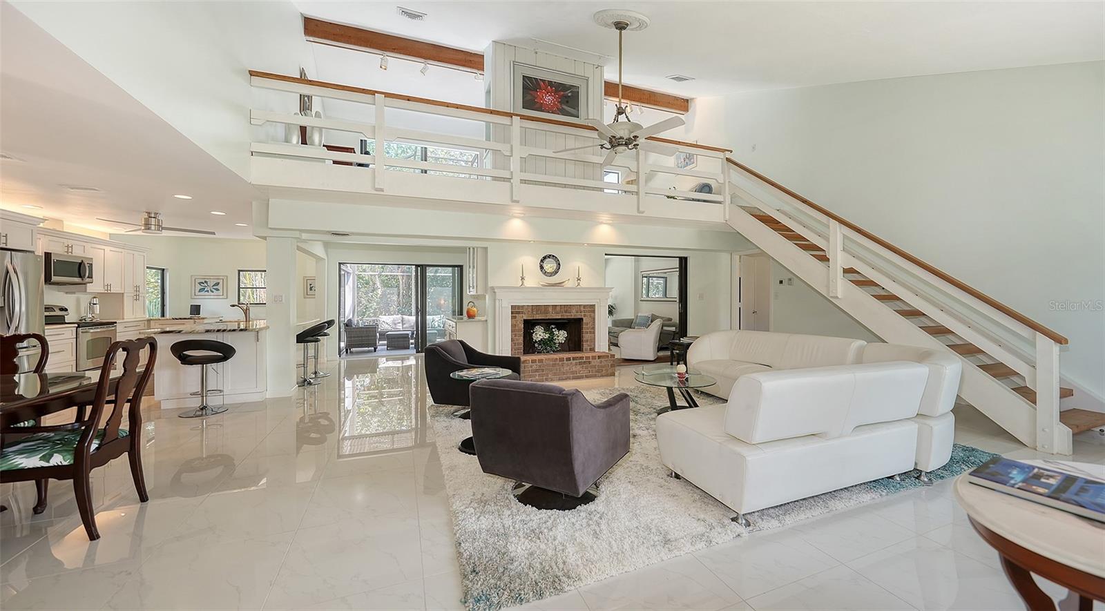 Image 16 of 46 For 5324 Siesta Court