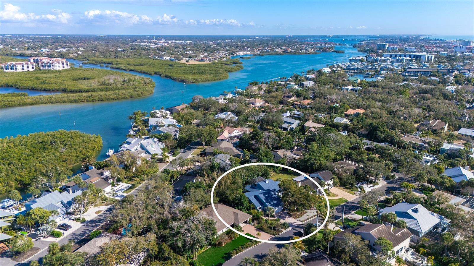 Image 2 of 46 For 5324 Siesta Court