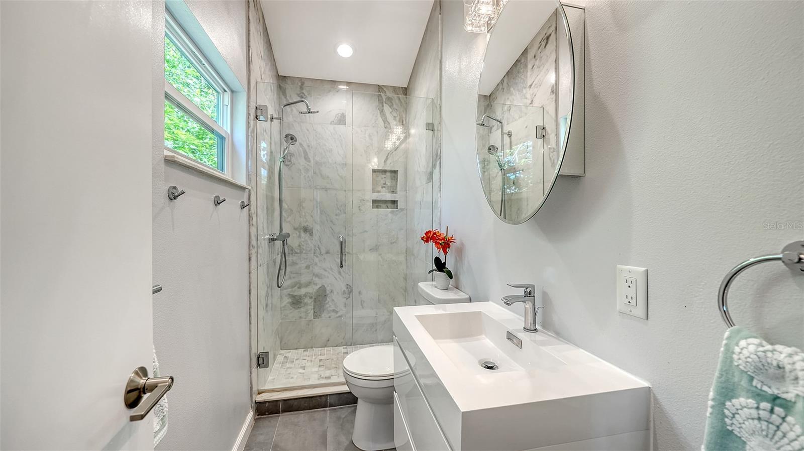 Image 44 of 46 For 5324 Siesta Court