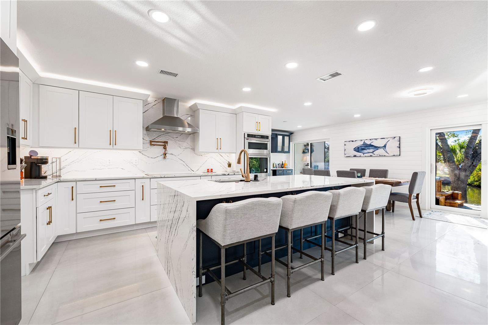 Image 14 of 84 For 2500 Monterey Street